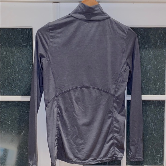 GapFit Maximal Heat Base Layer Turtleneck - Picture 4 of 6